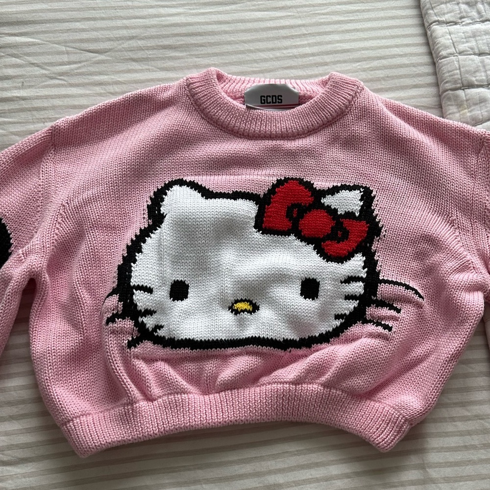 GCDS Hello Kitty rare pink cropped sweater jumper cute Sanrio new